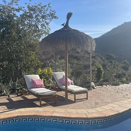 Sol Y Monte Bed & Breakfast *