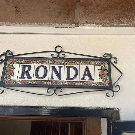 Sol Y Monte Bed & Breakfast